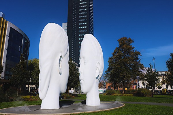 11Fountains: Fontein Leeuwarden Love